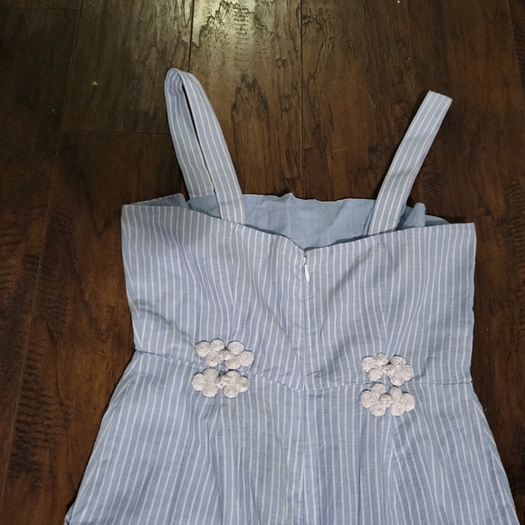 House of Harlow x Revolve White and Blue Devi Stripe Jumpsuit Small - Picture 14 of 14